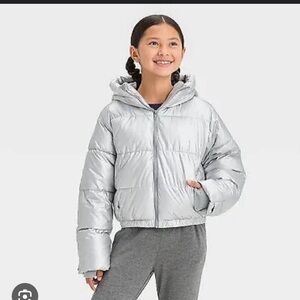 Girls, silver puffer jacket sz M